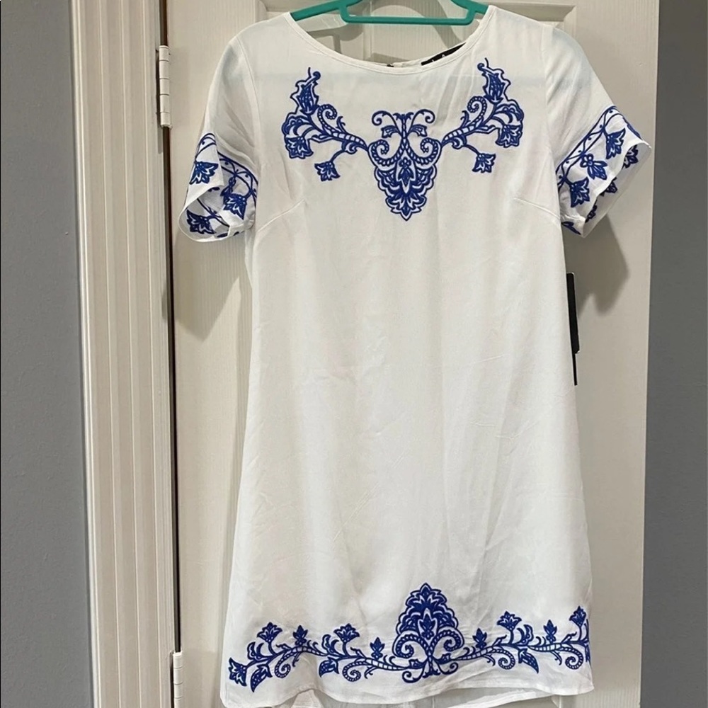 Lulu’s super cute dress.
Lined inside size small